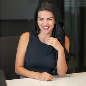 Meet your Posher, Luana